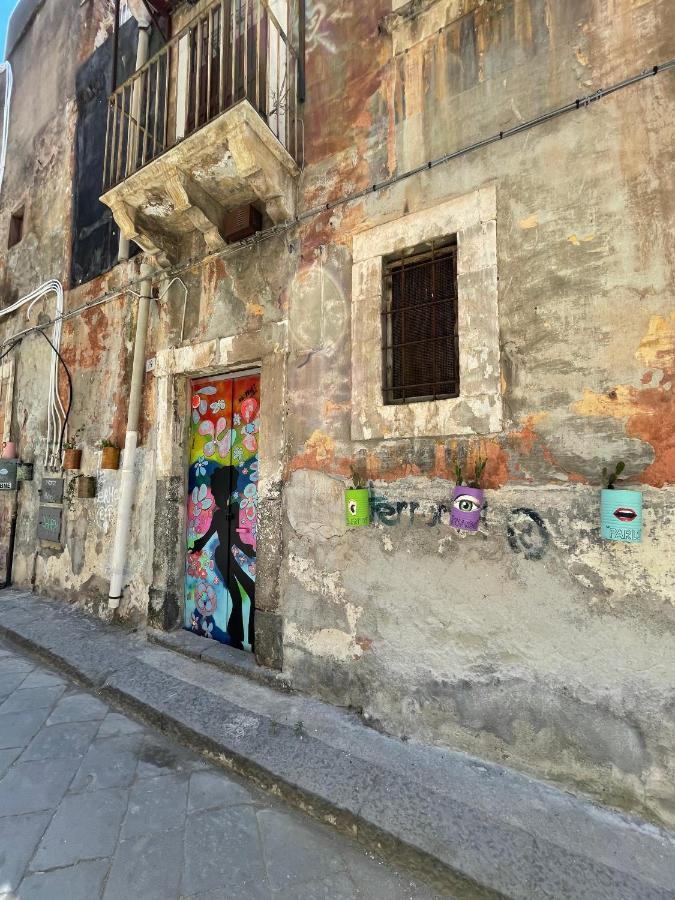 Gli Appartamenti Di Agata Catânia Exterior foto