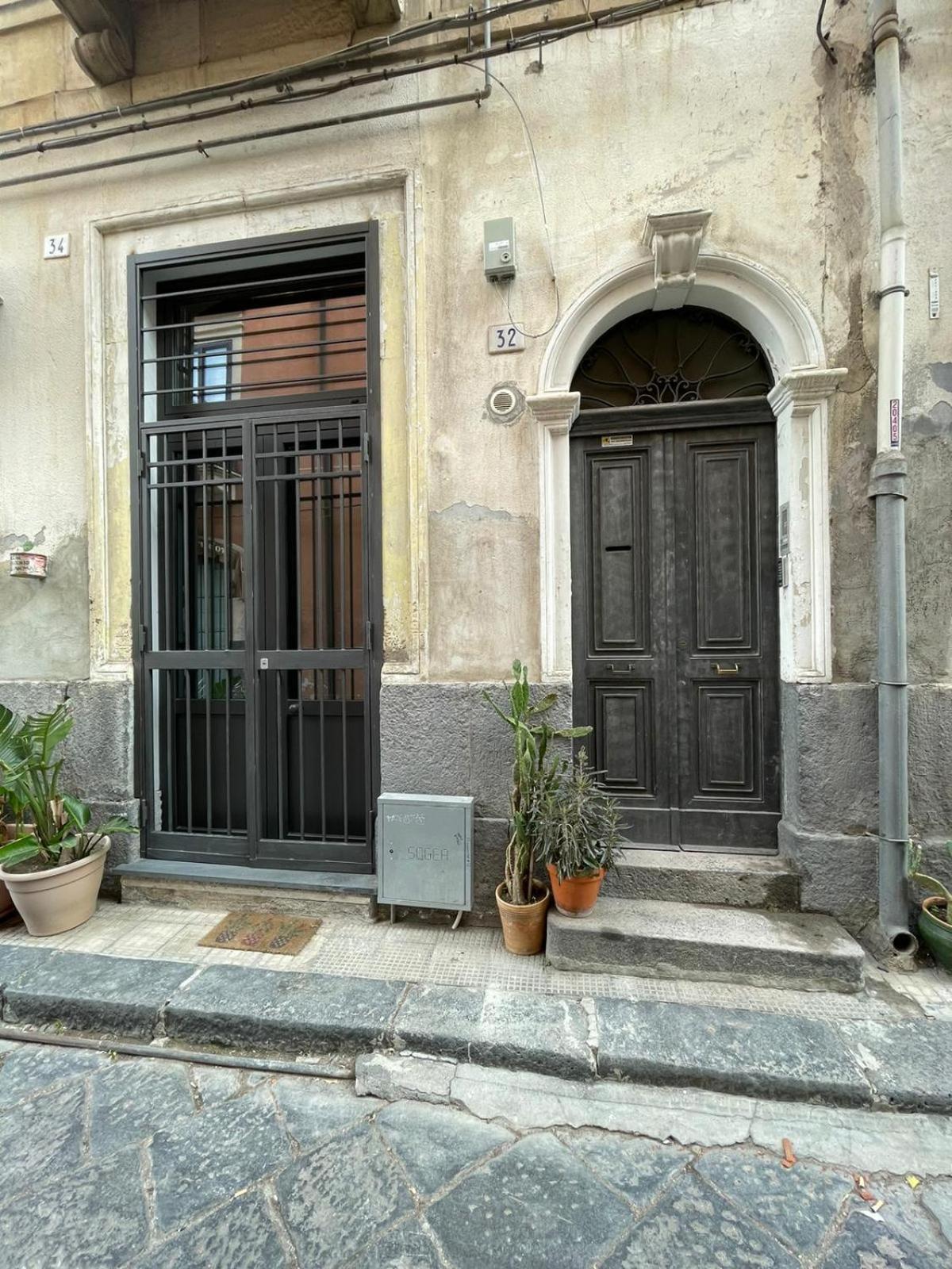 Gli Appartamenti Di Agata Catânia Exterior foto